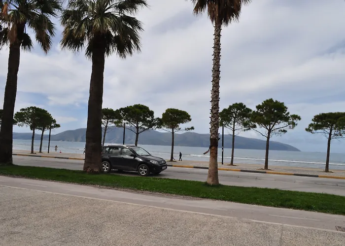 Seaside 4* Avlonya