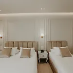 Seaside 4*