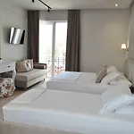 Seaside 4*