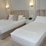 酒店 Seaside Vlorë