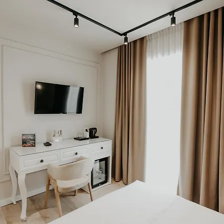 Seaside 4* Vlorë