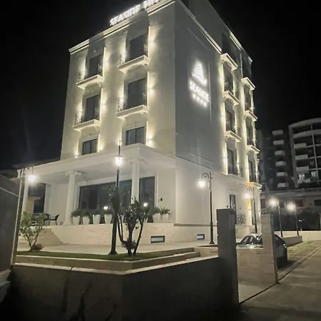 Seaside מלון 4*