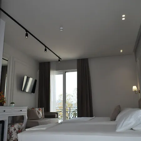 Seaside 4* Vlorë